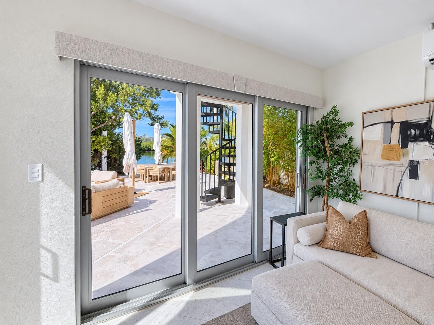 A4707354 Property Photo