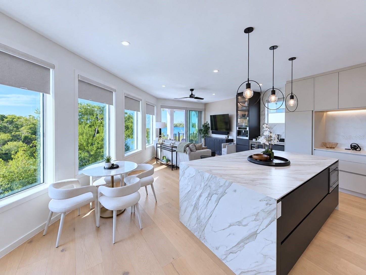 A4707354 Property Photo