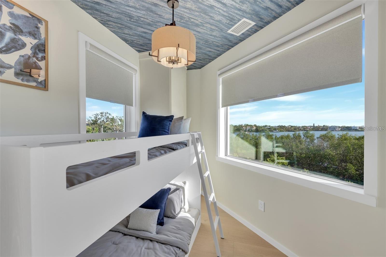 A4707354 Property Photo