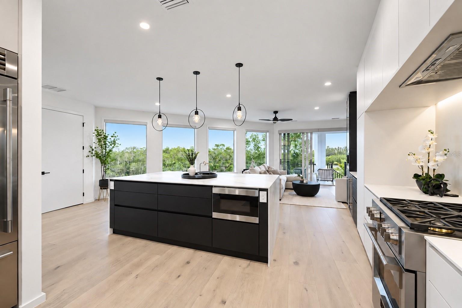 A4707354 Property Photo