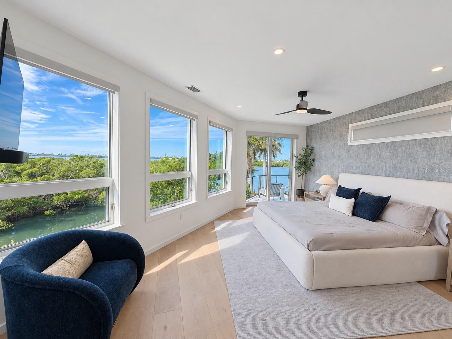 A4707354 Property Photo