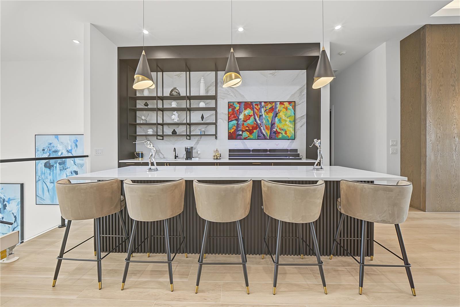 O6444760 Property Photo