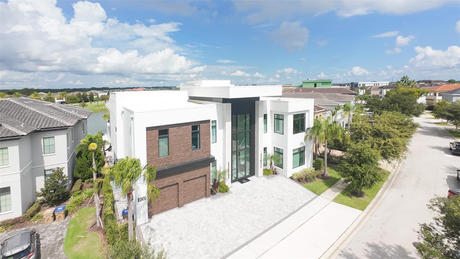 O6444760 Property Photo