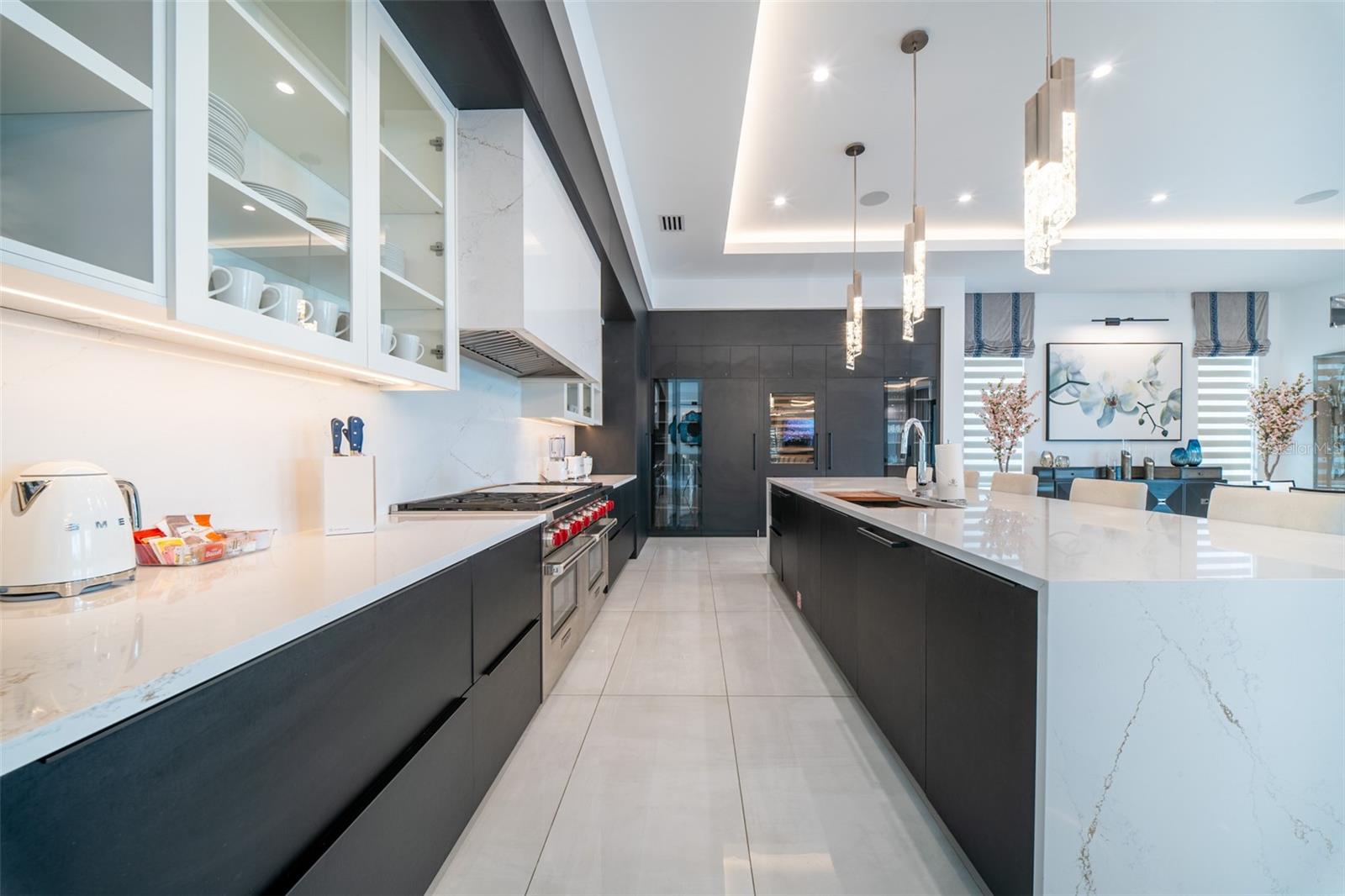 O6444760 Property Photo