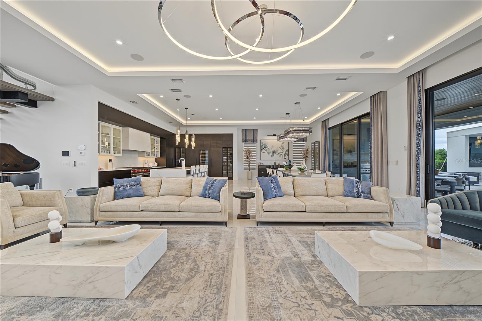 O6444760 Property Photo