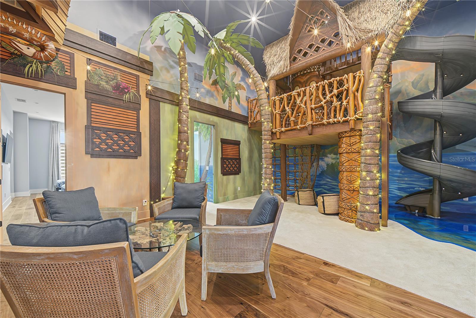 O6444760 Property Photo