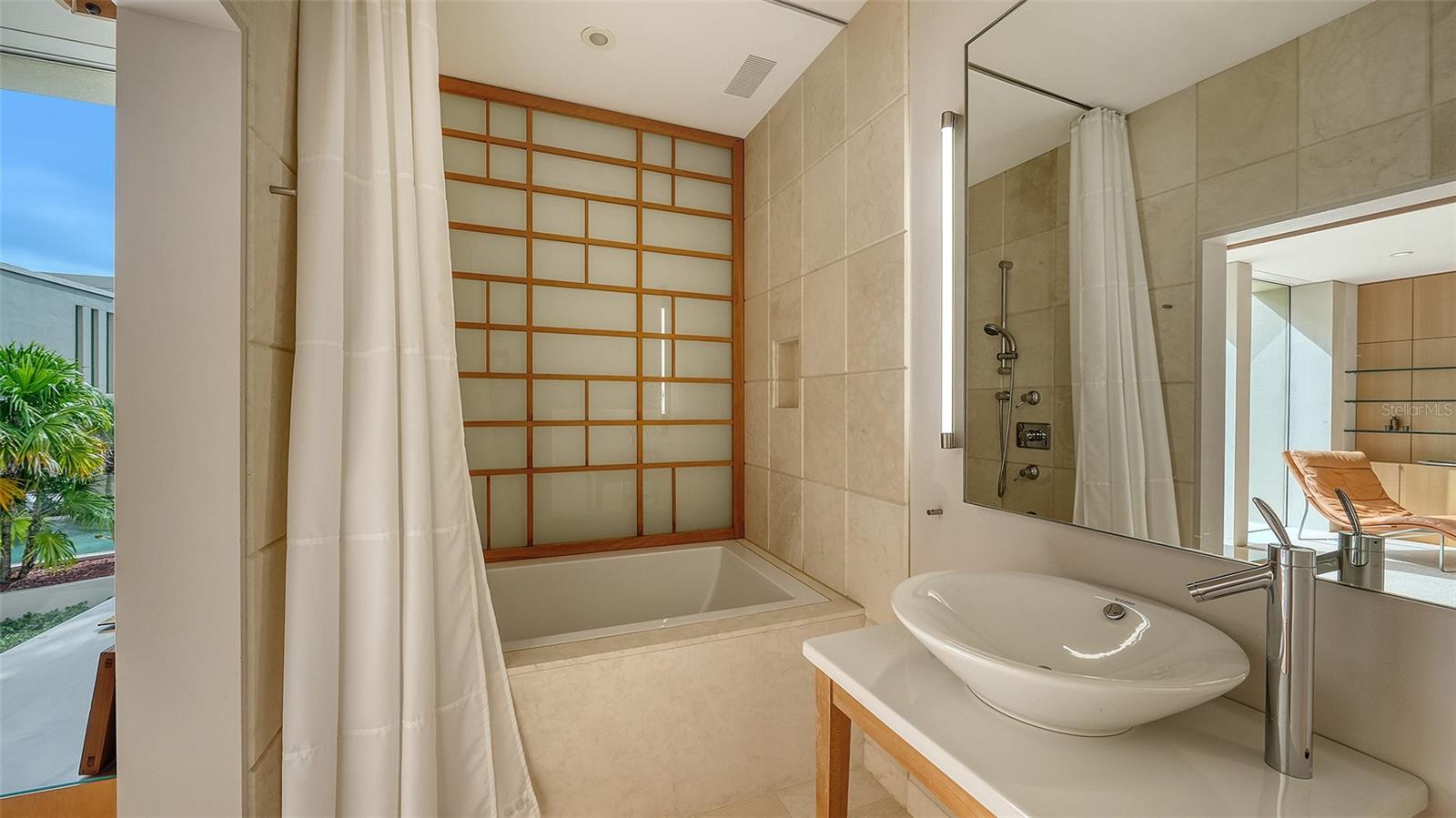 A4707514 Property Photo