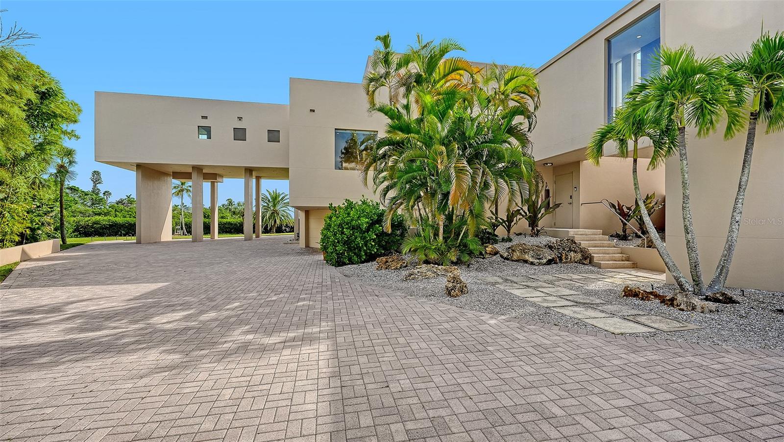 A4707514 Property Photo