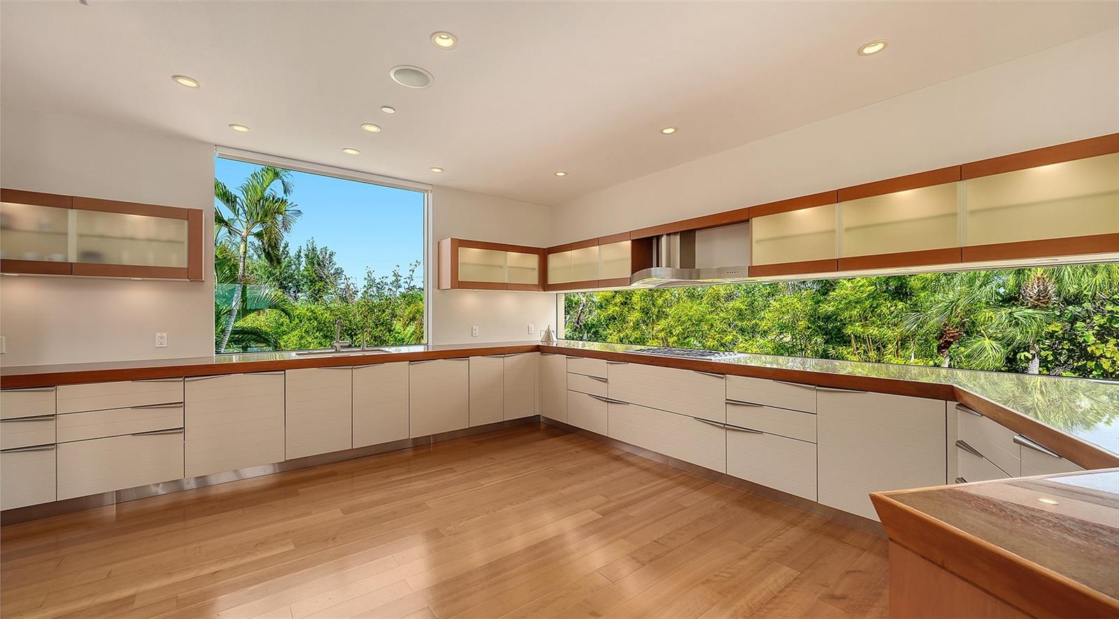 A4707514 Property Photo