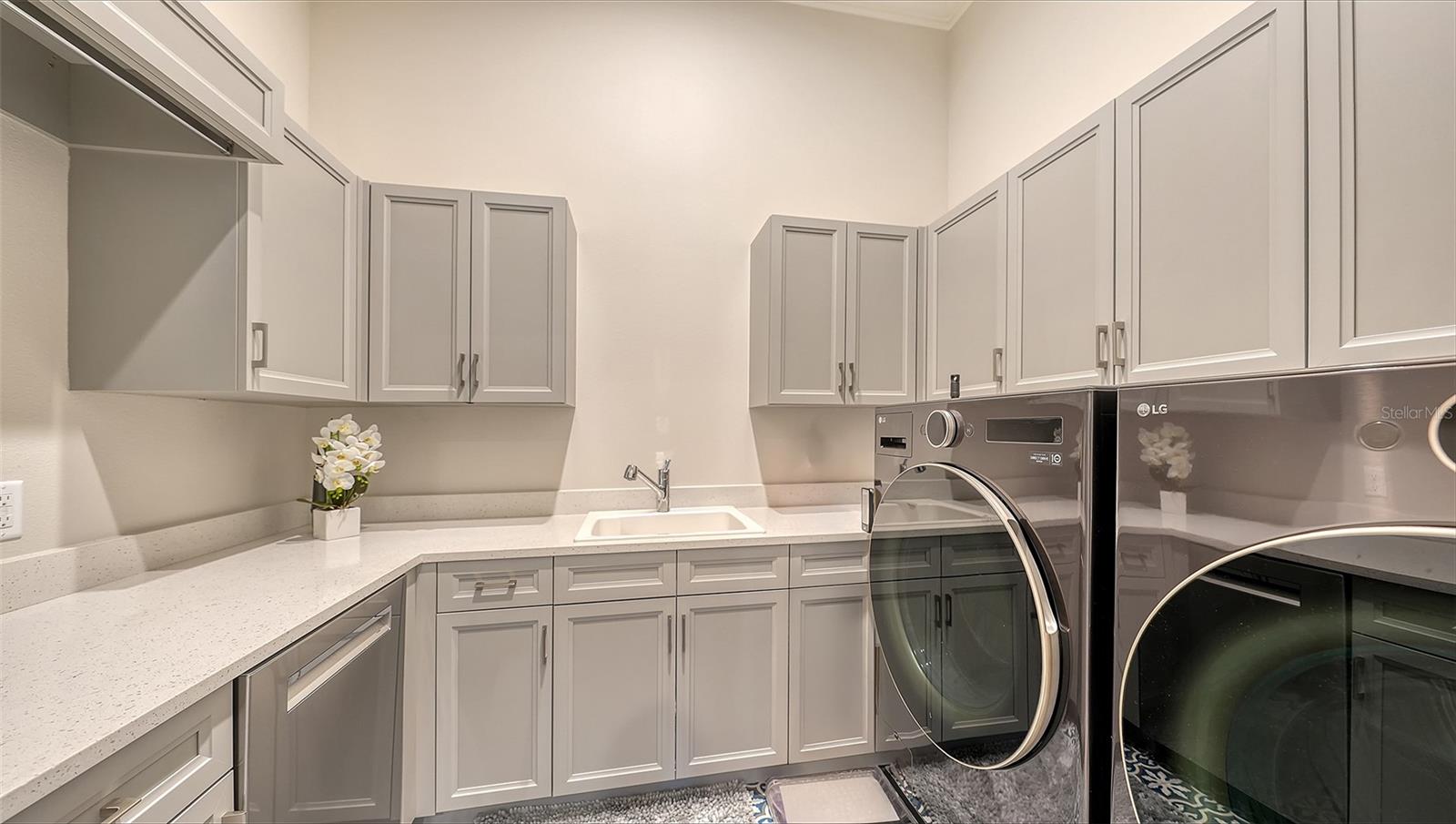 A4707515 Property Photo