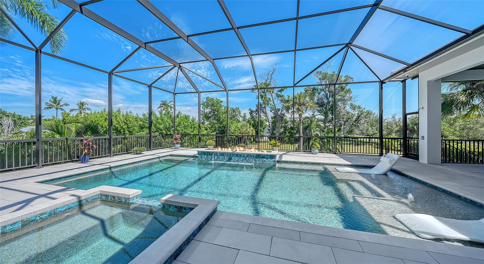 A4707515 Property Photo