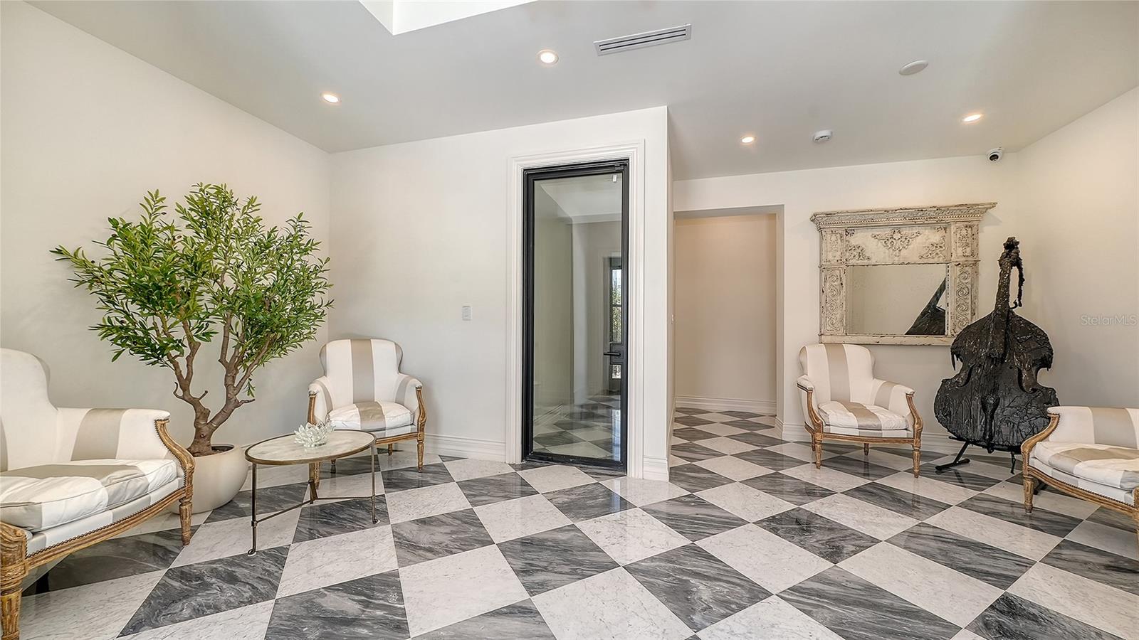A4707521 Property Photo