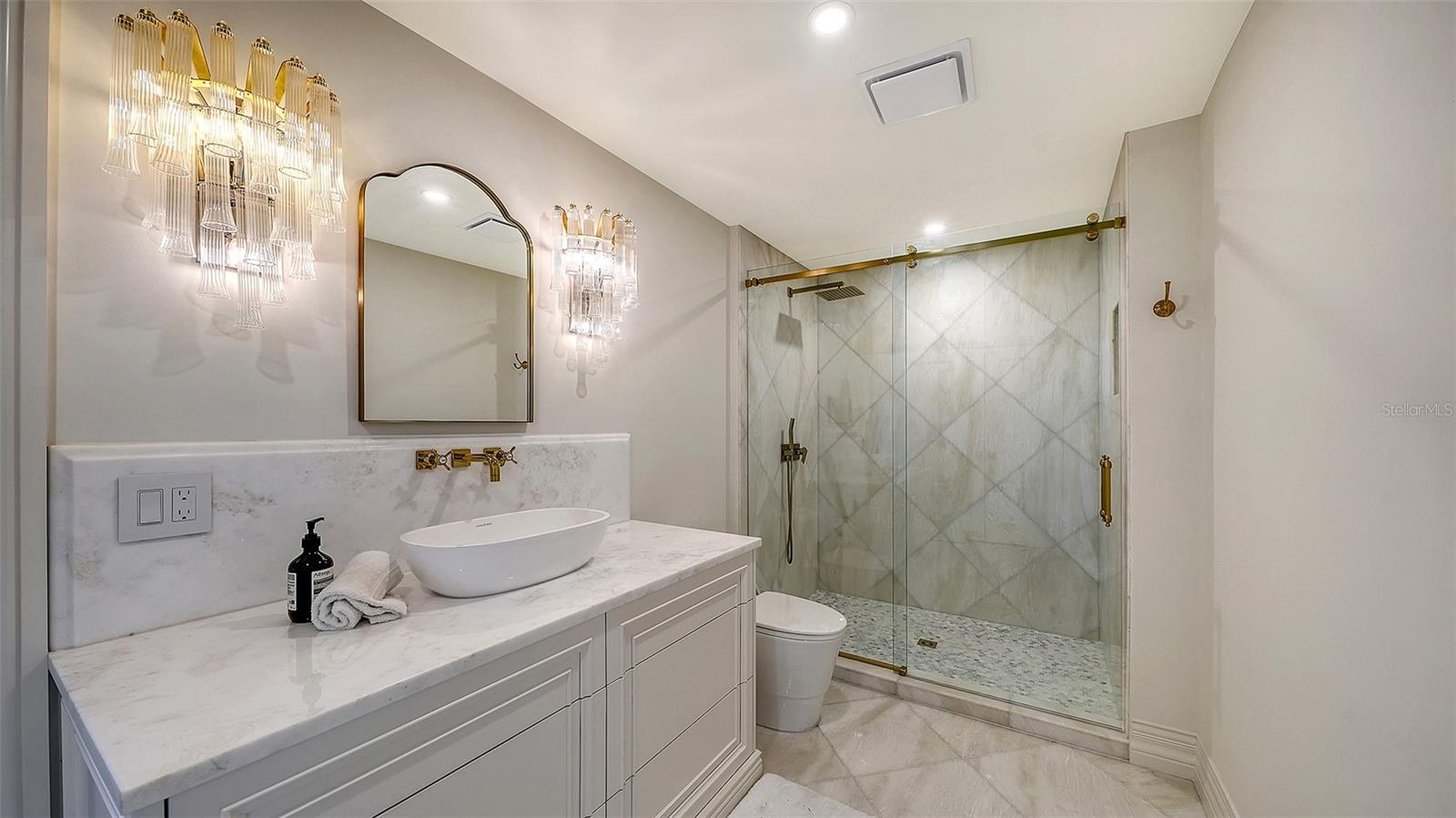 A4707521 Property Photo