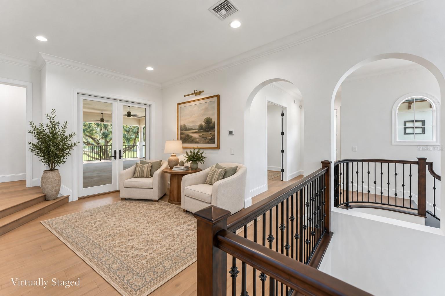 O6445177 Property Photo