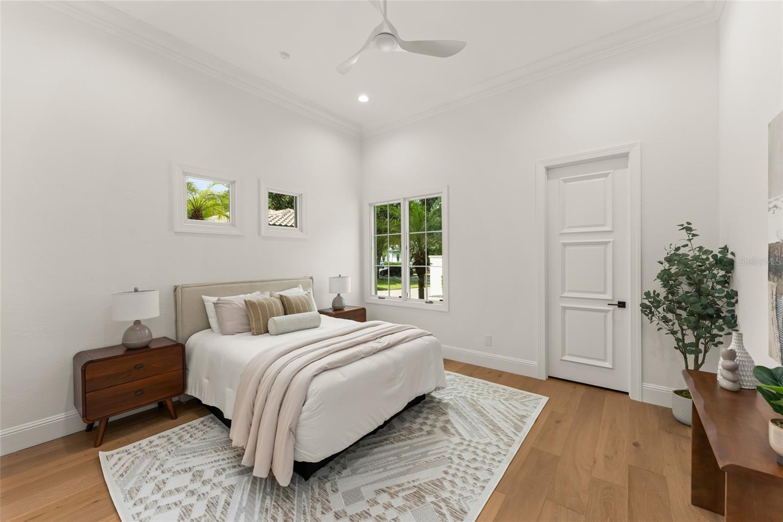 O6445177 Property Photo
