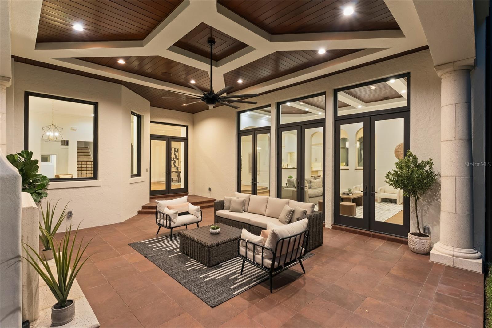 O6445177 Property Photo