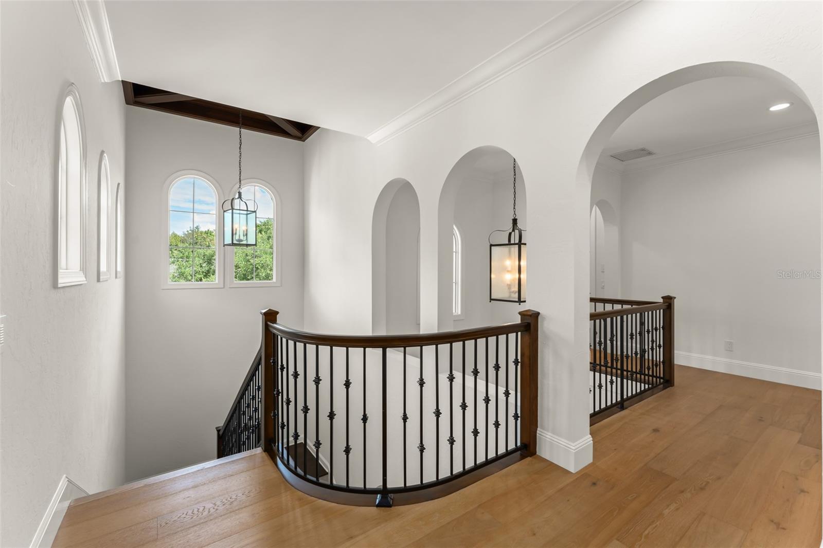 O6445177 Property Photo