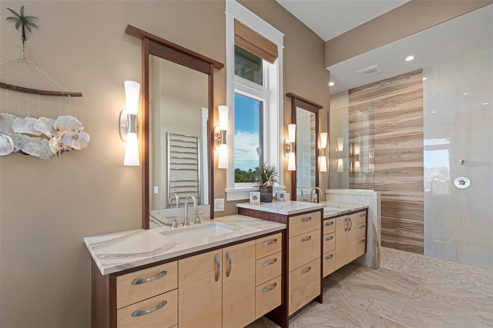 A4707699 Property Photo