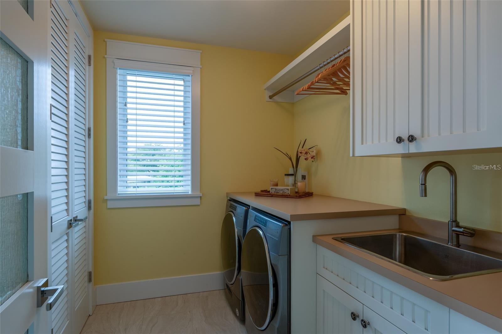 A4707699 Property Photo