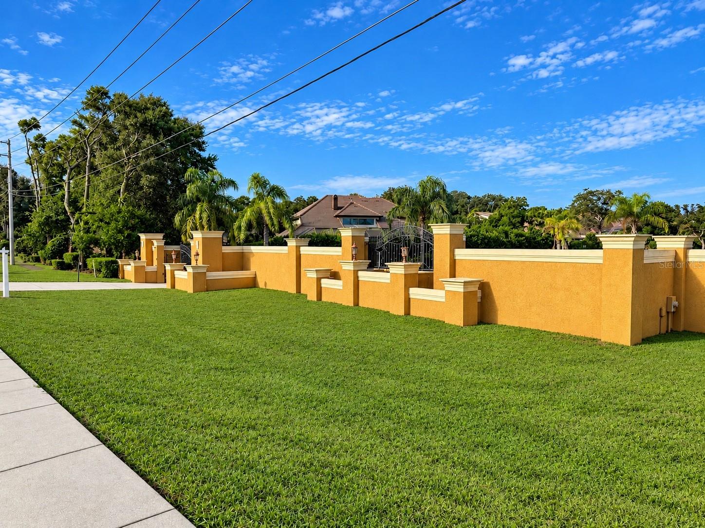 O6445436 Property Photo