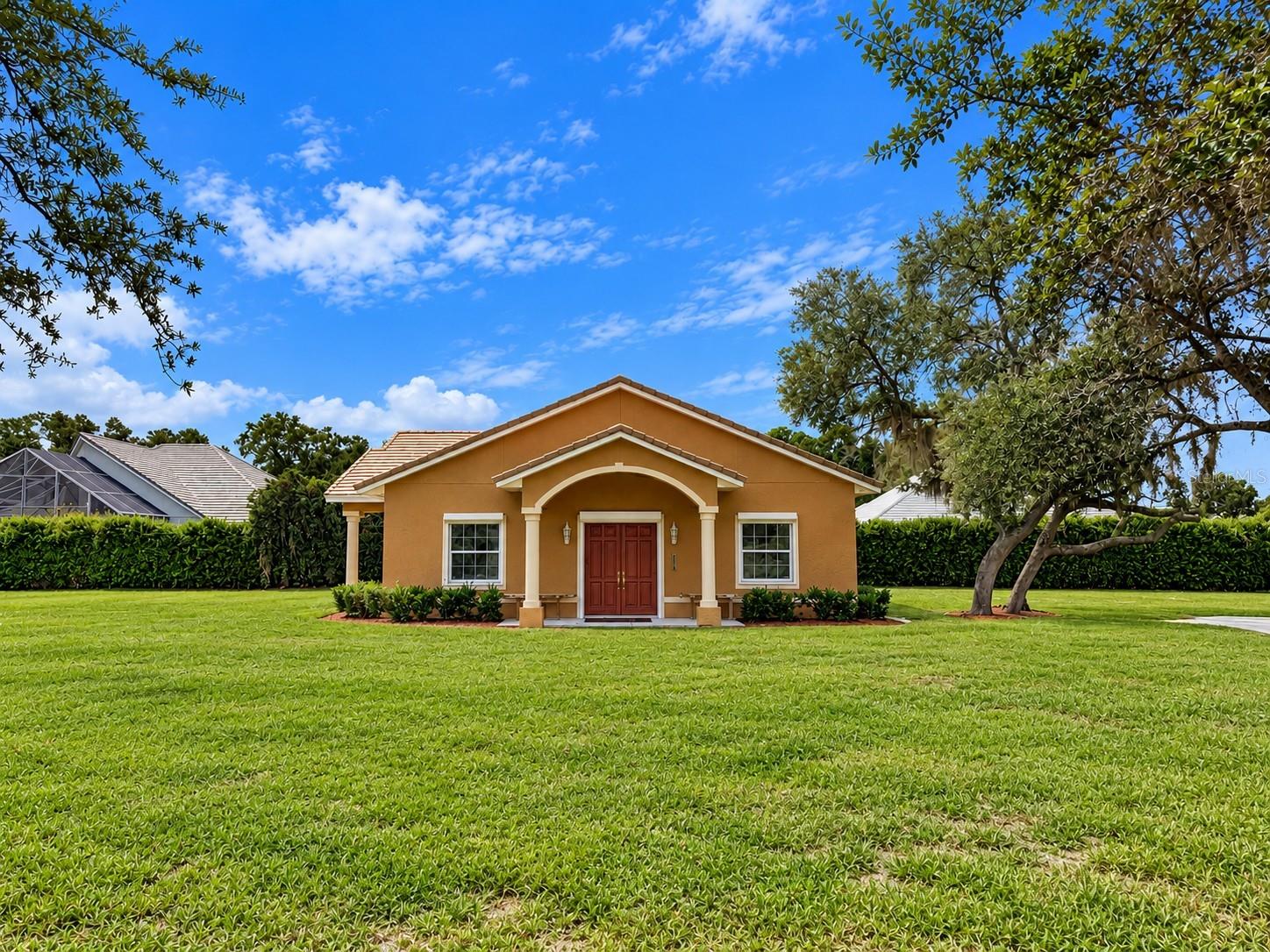 O6445436 Property Photo