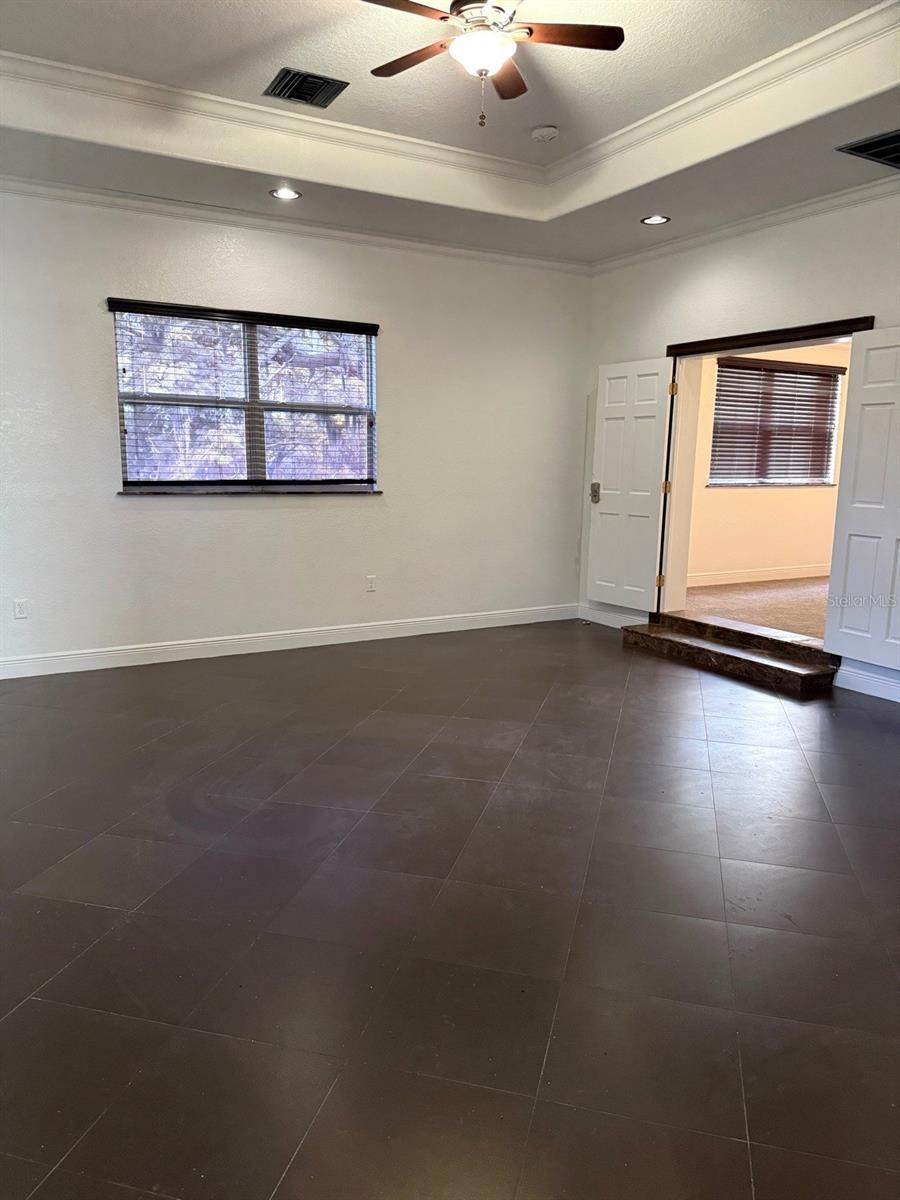 O6445436 Property Photo