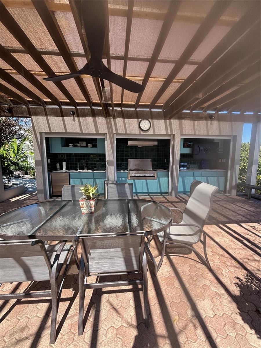 A4707764 Property Photo