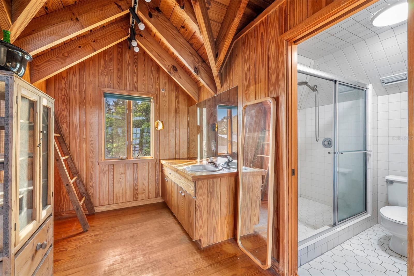 A4707872 Property Photo