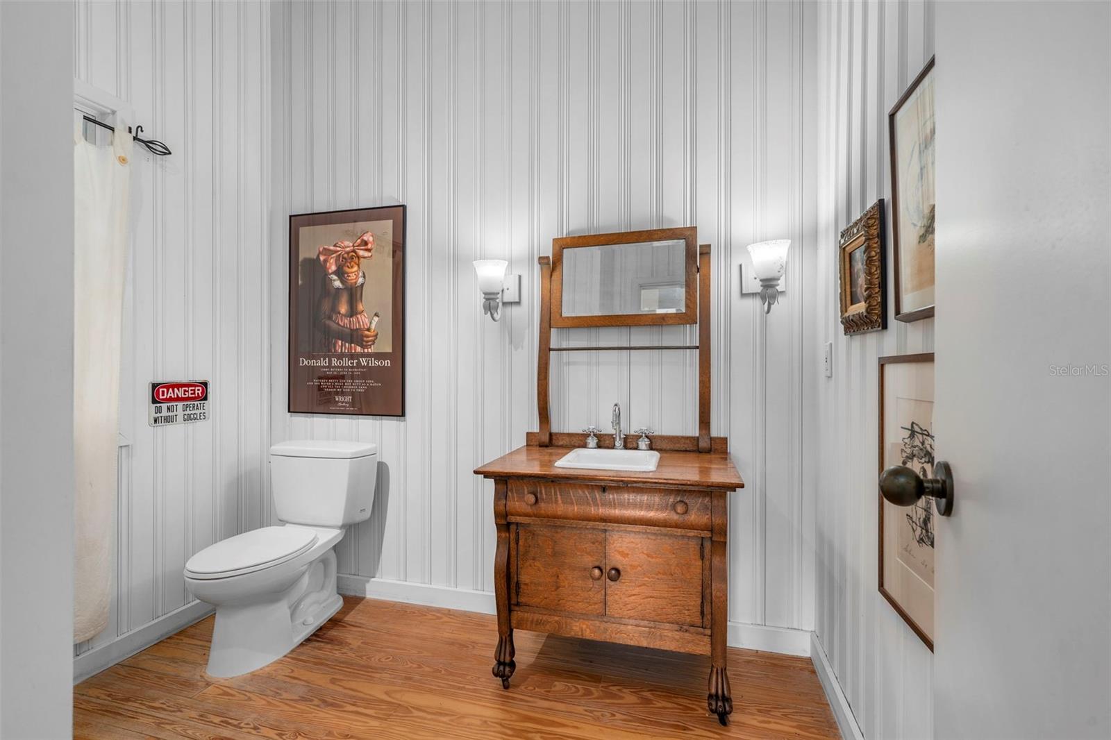 A4707872 Property Photo