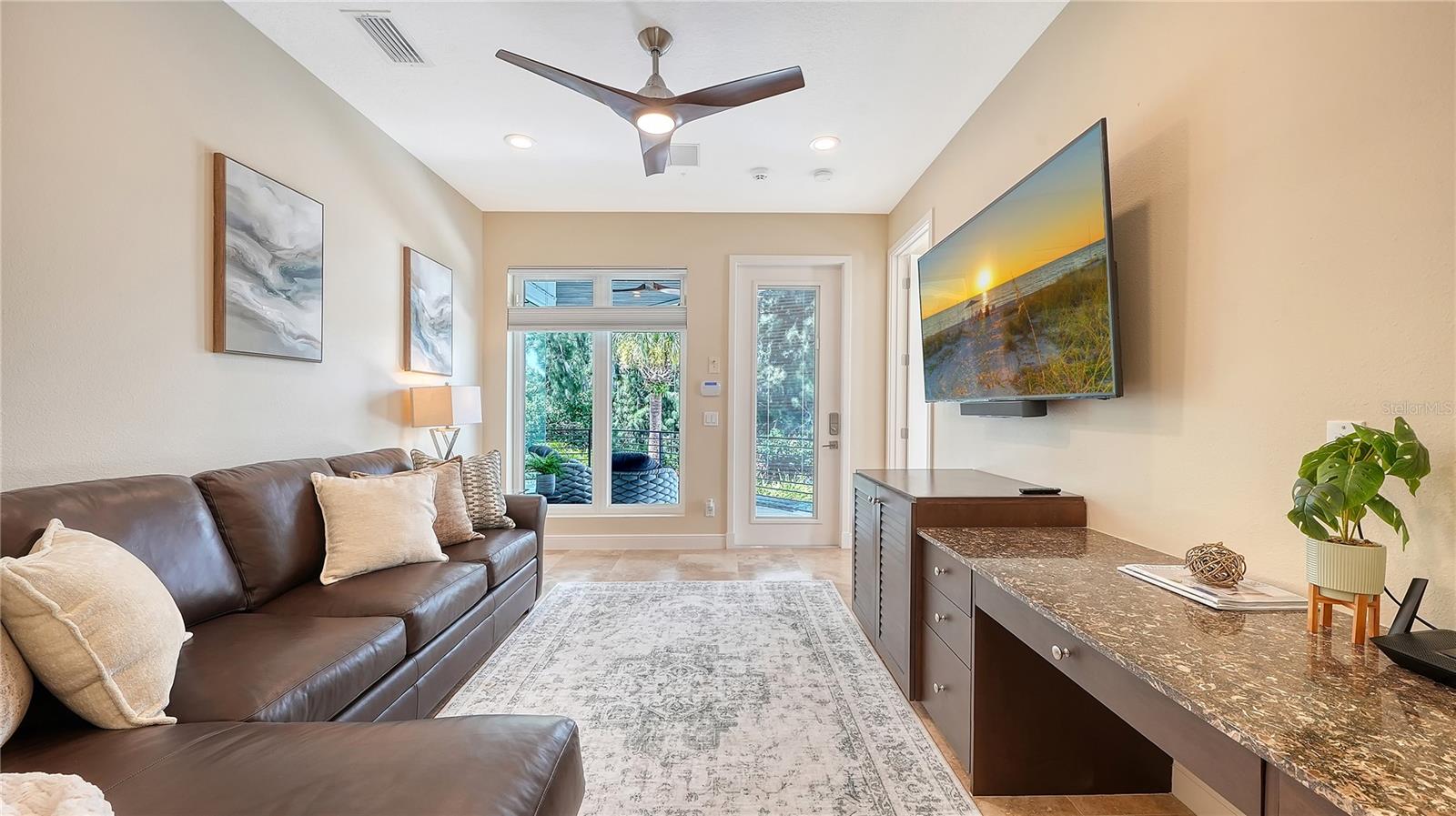 A4707874 Property Photo