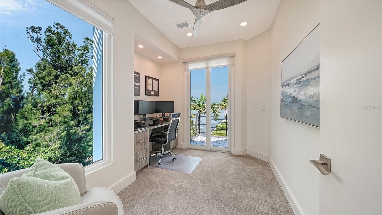 A4707874 Property Photo