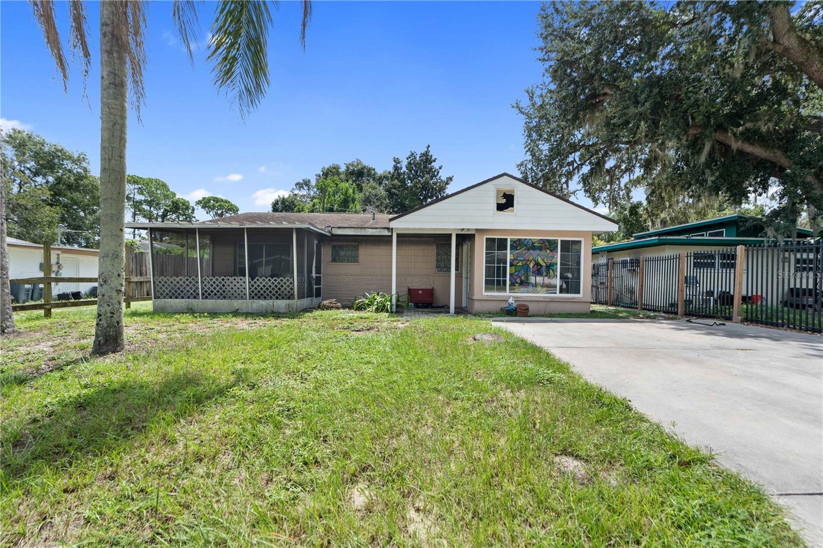 MLS# TB8553620 Property Photo