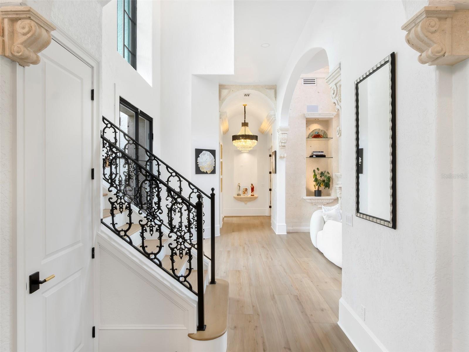O6446272 Property Photo