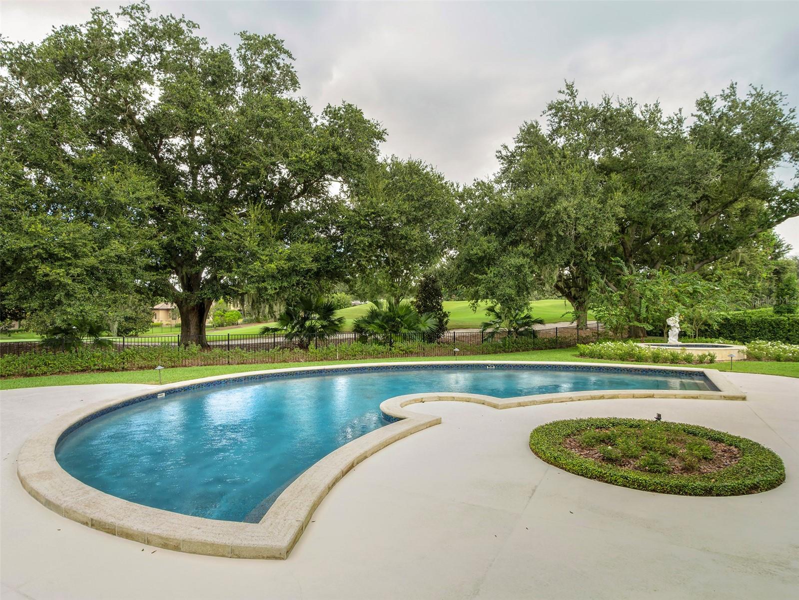 O6446272 Property Photo