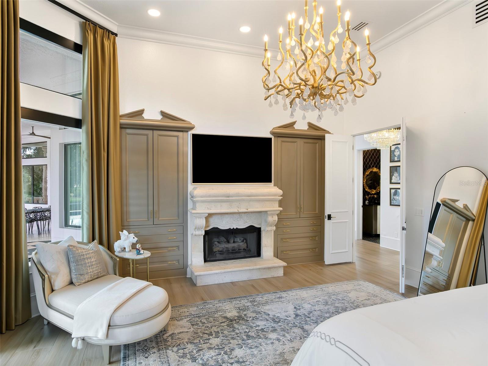 O6446272 Property Photo
