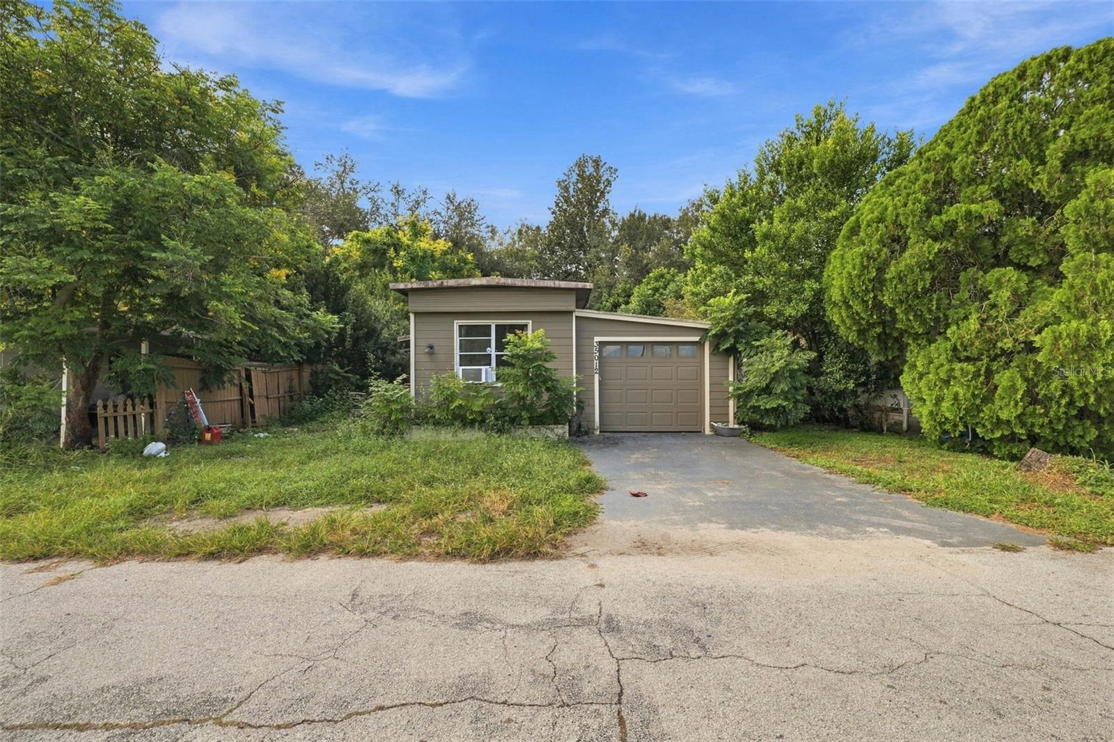 MLS# W7889991 Property Photo