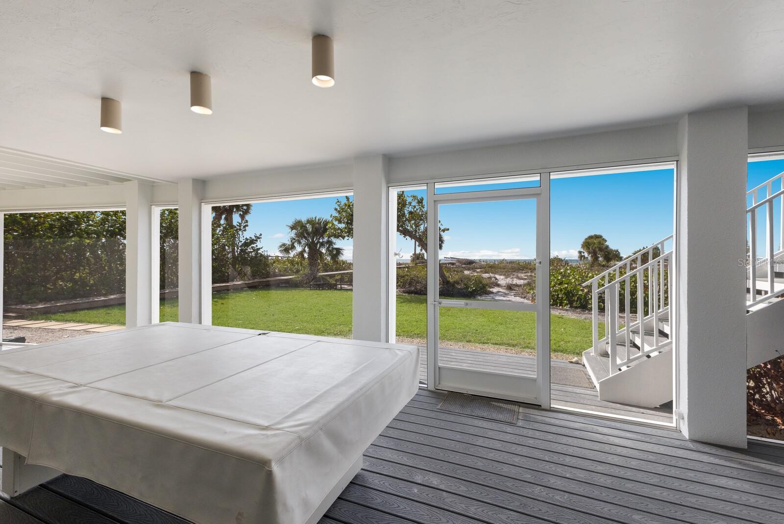 D6149015 Property Photo