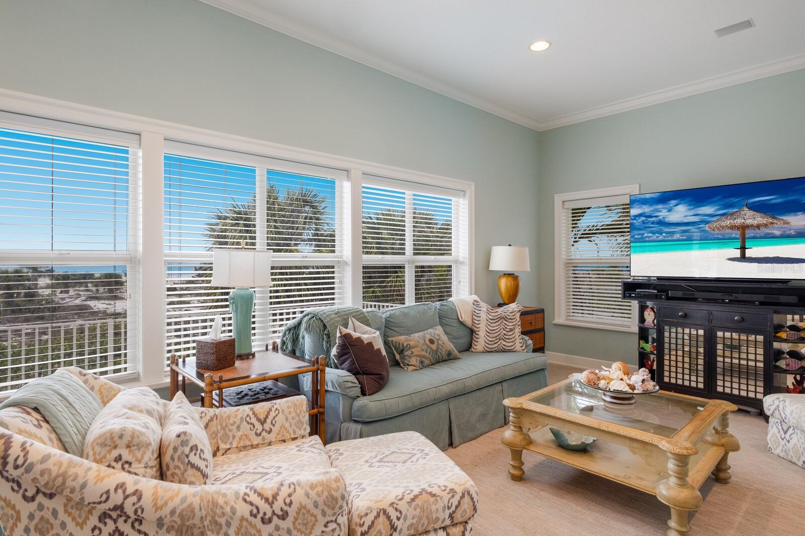 D6149015 Property Photo