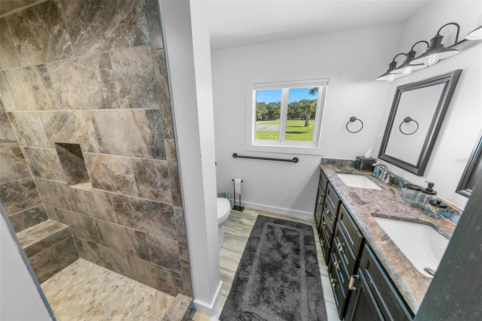 NS1089419 Property Photo