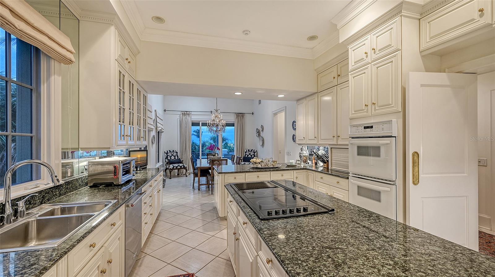 A4708464 Property Photo