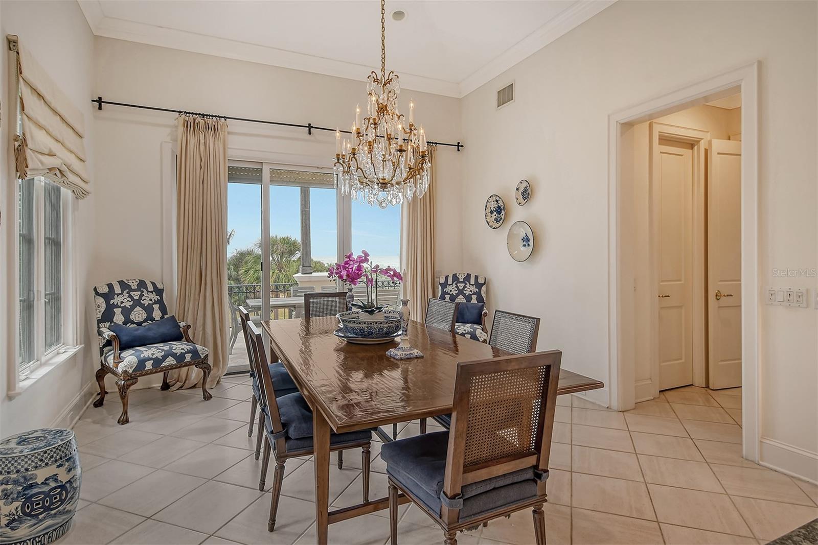 A4708464 Property Photo
