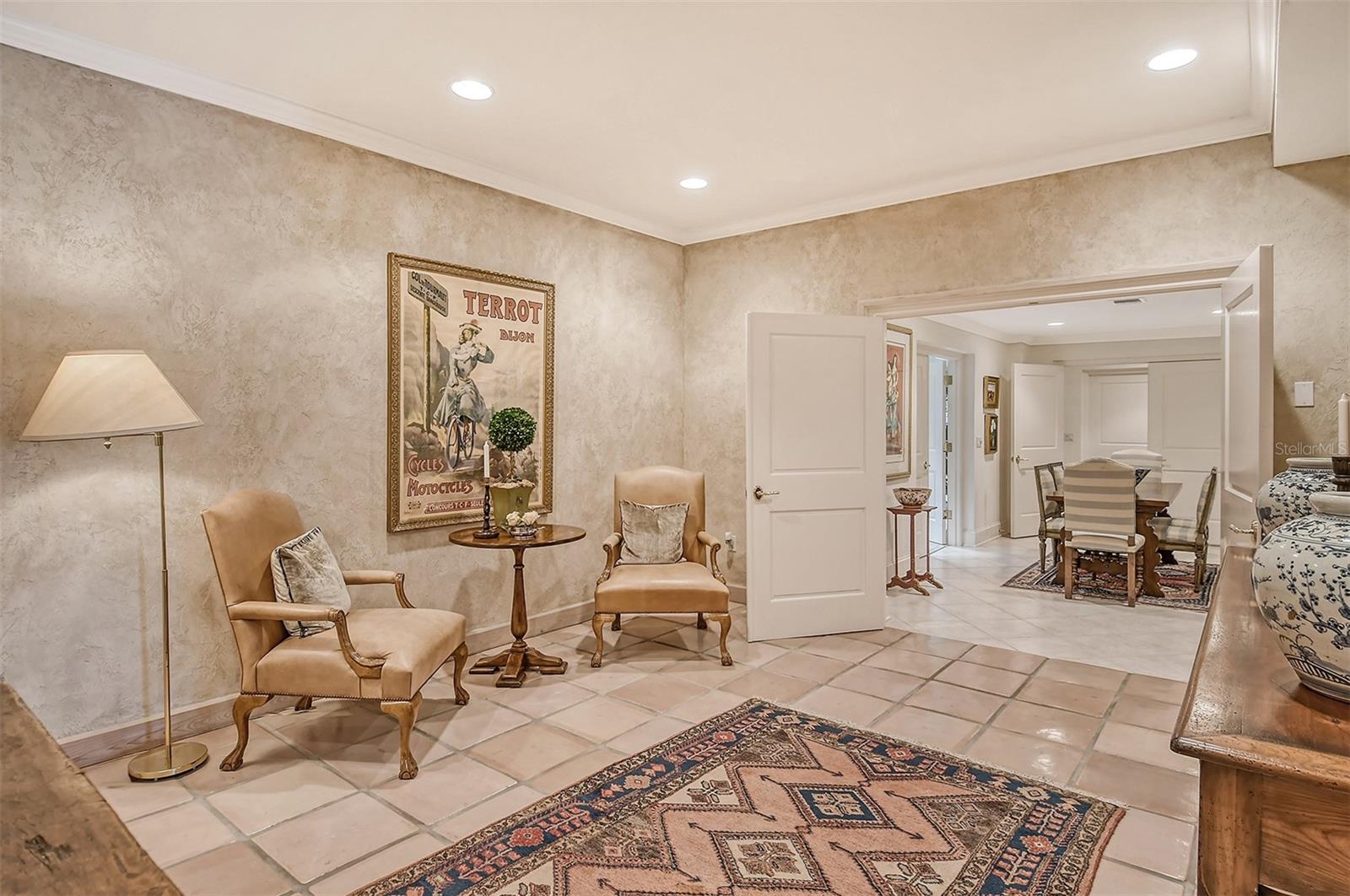 A4708464 Property Photo
