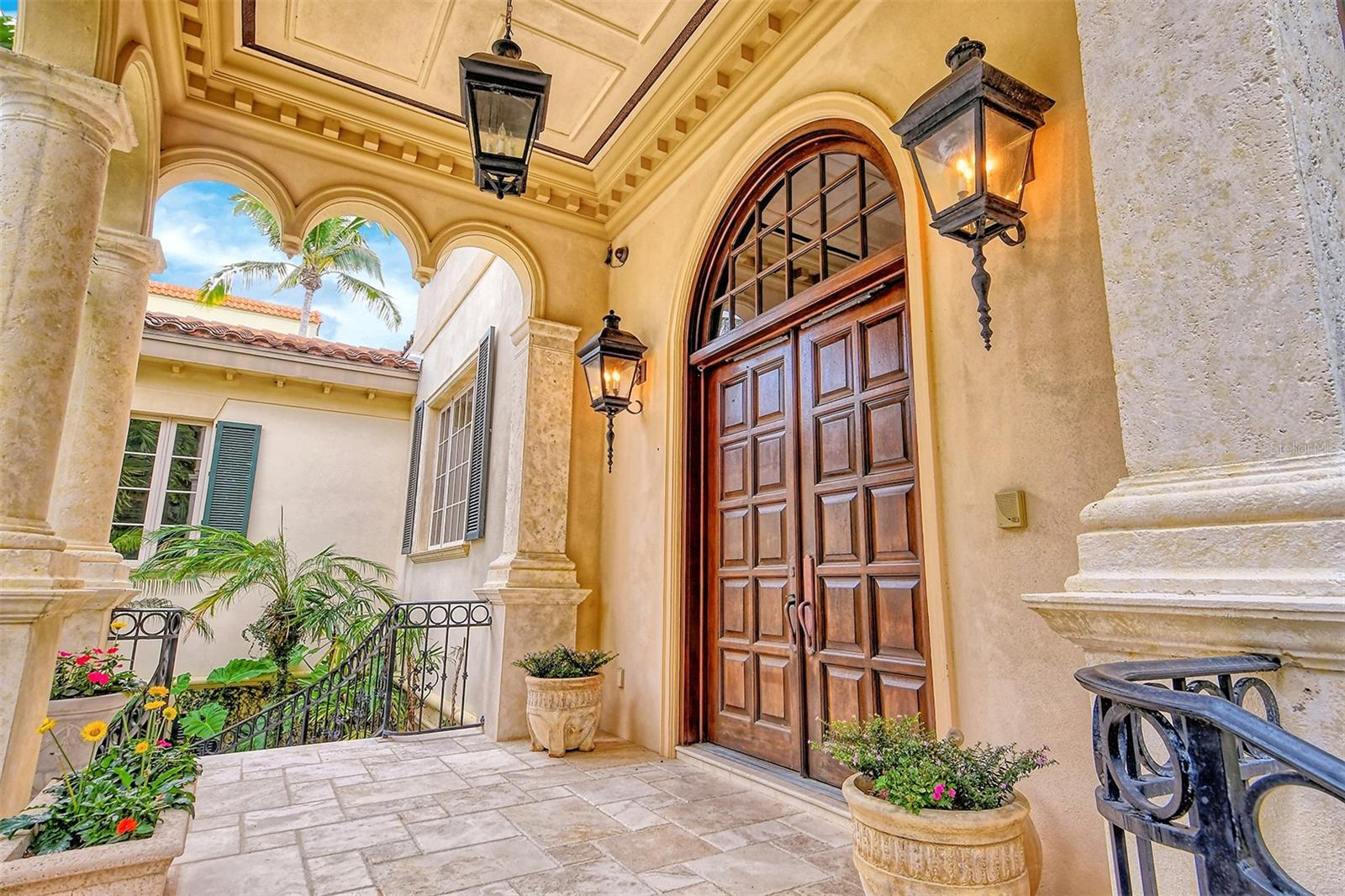 A4708464 Property Photo