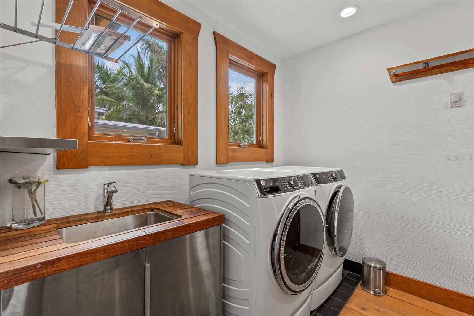 A4708557 Property Photo