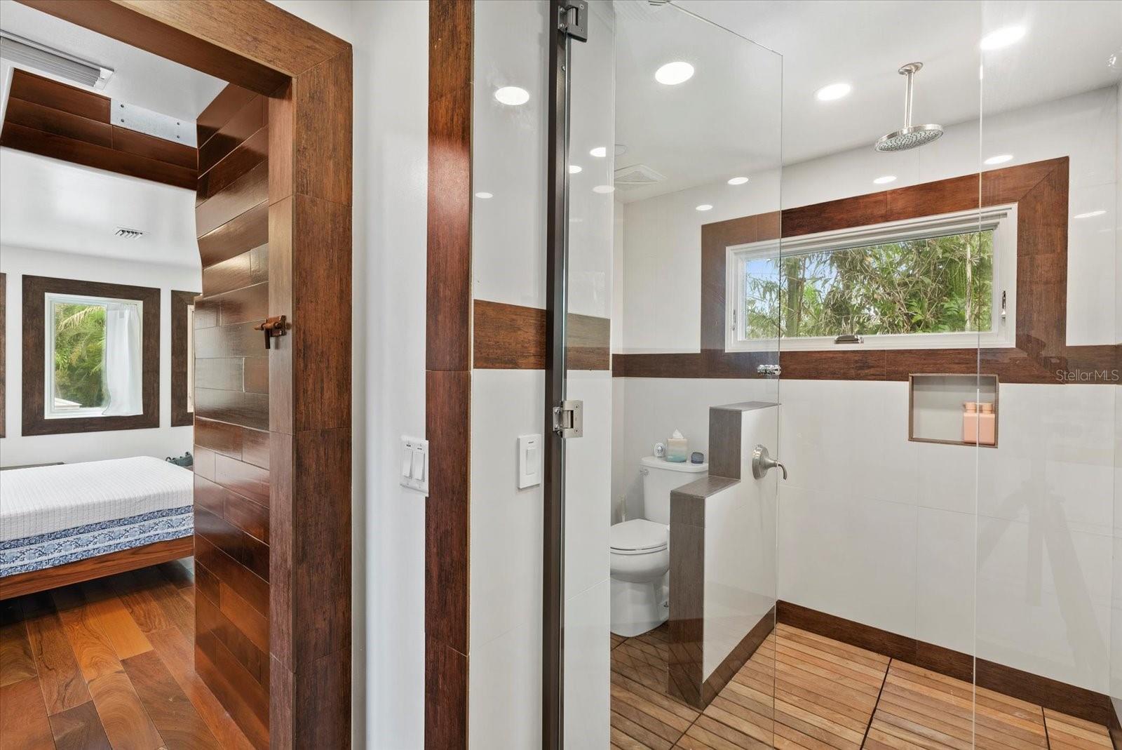 A4708557 Property Photo