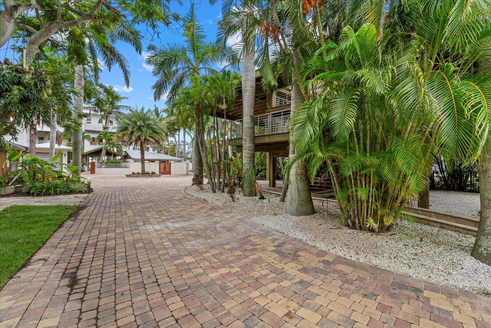 A4708557 Property Photo