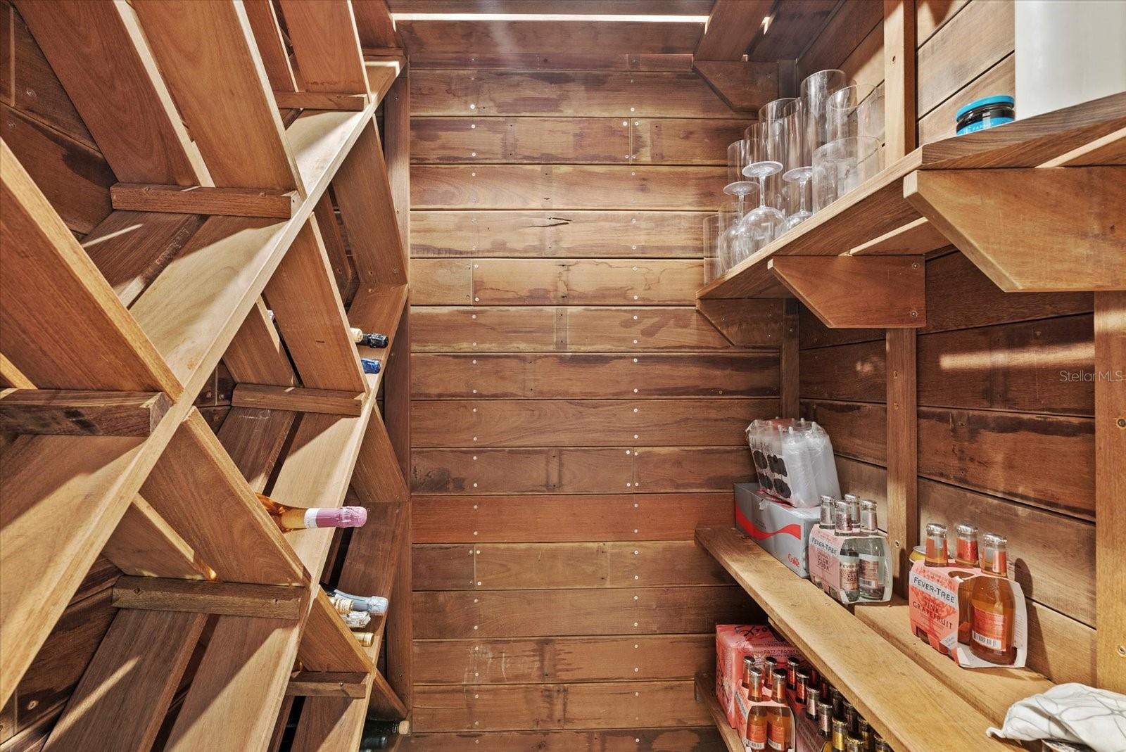 A4708557 Property Photo