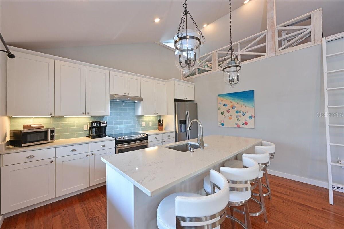 A4708604 Property Photo