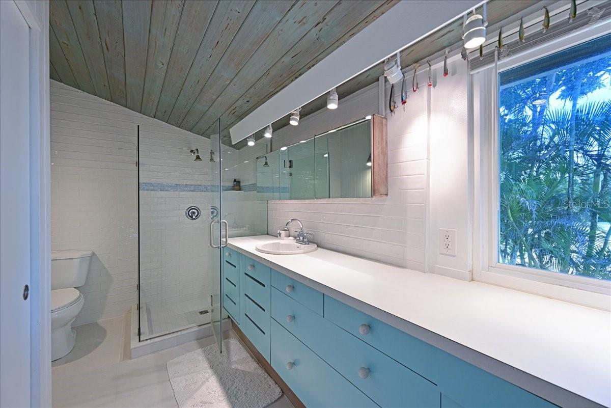 A4708604 Property Photo