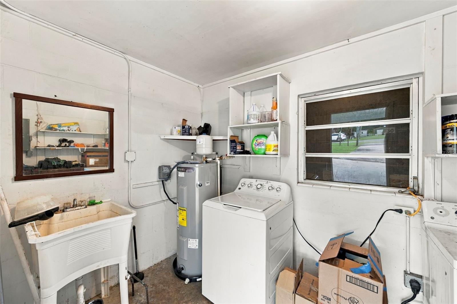 TB8555774 Property Photo